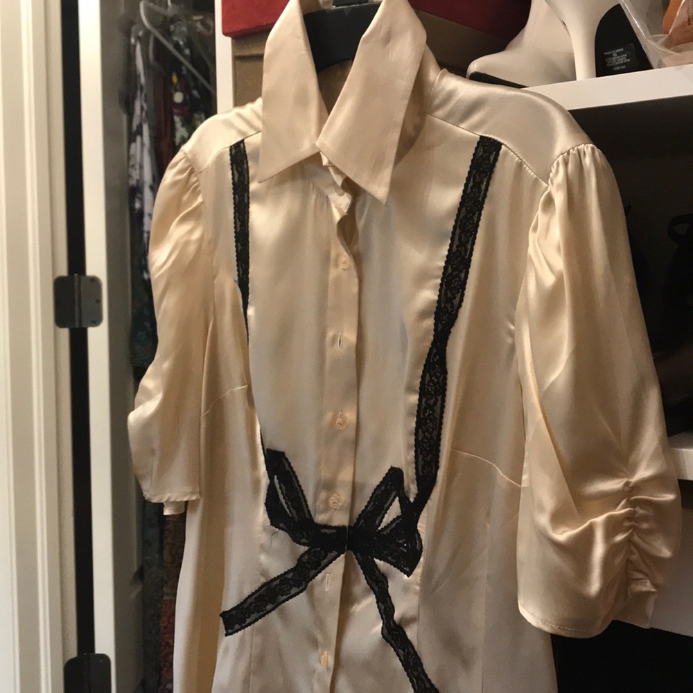 BeBe, Silk blouse